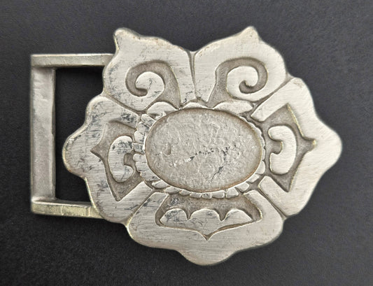 Vintage pewter belt buckle blank, fits a 26.3 × 19mm cabochon, 2.5" × 2" face