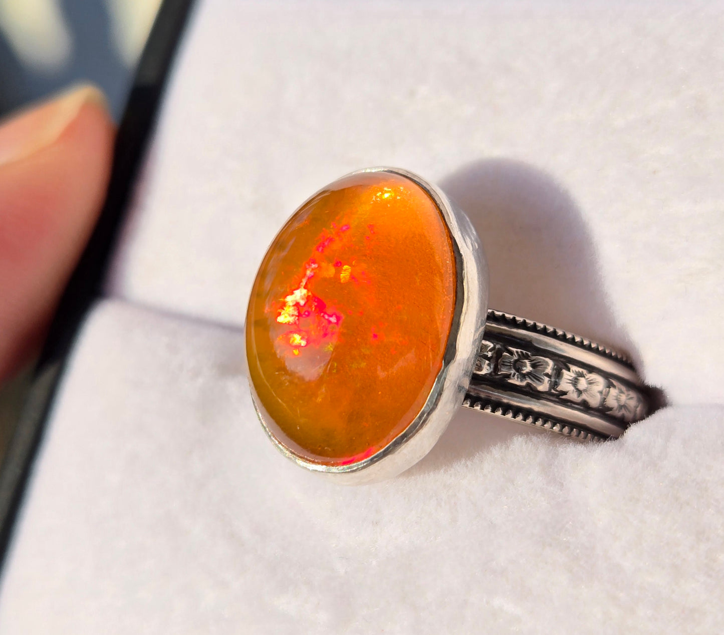Mexican Fire Opal Ring - Sterling Silver Patterned Band (Size 9)
