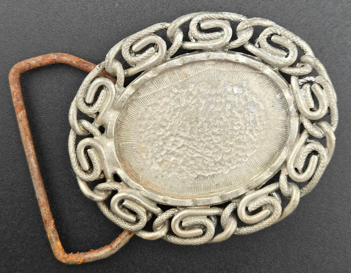 Vintage pewter belt buckle blank, fits a 40.7 × 30.8mm cabochon, 2 × 2.5 inch face